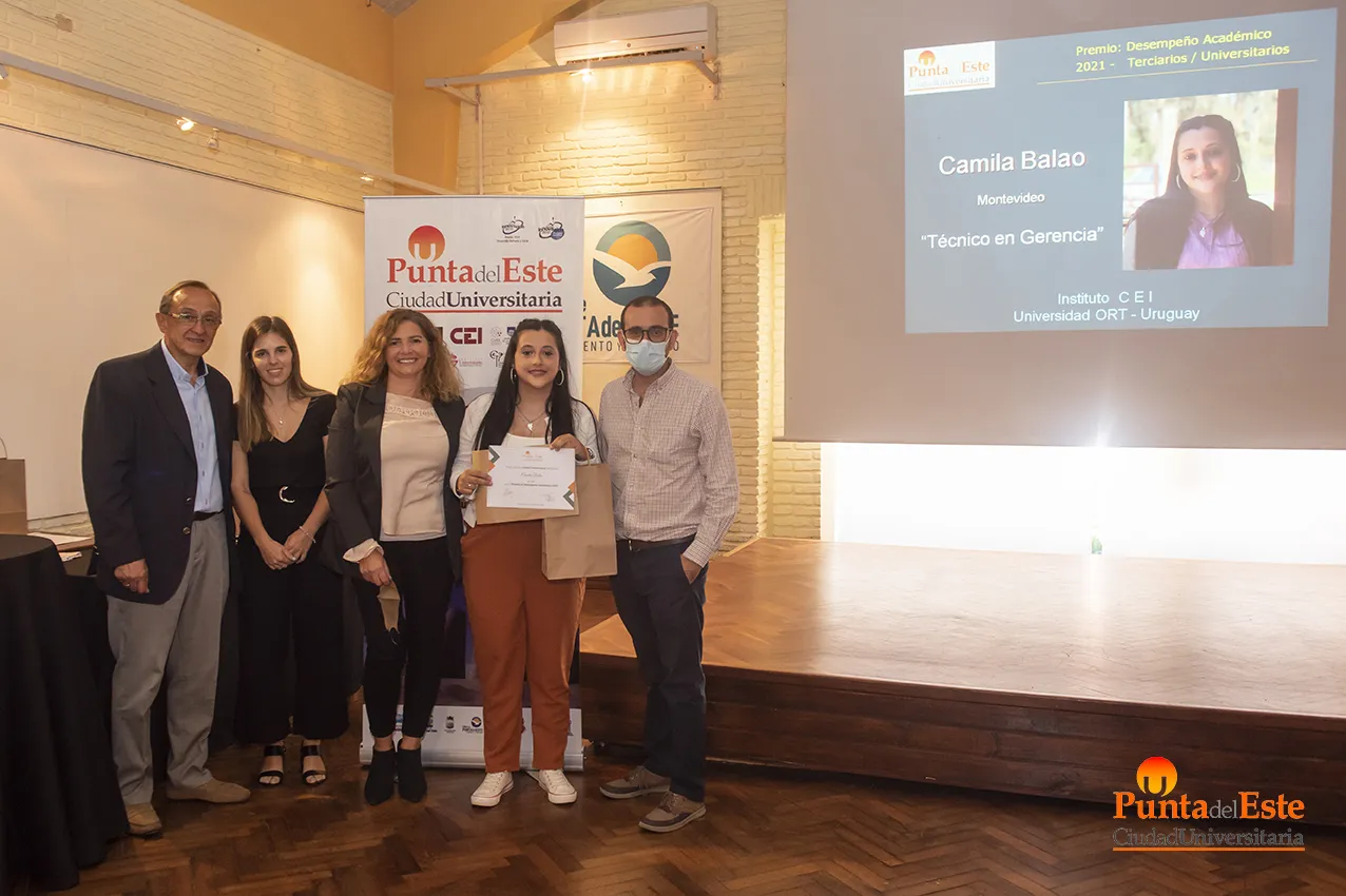 Premio Académico 2021